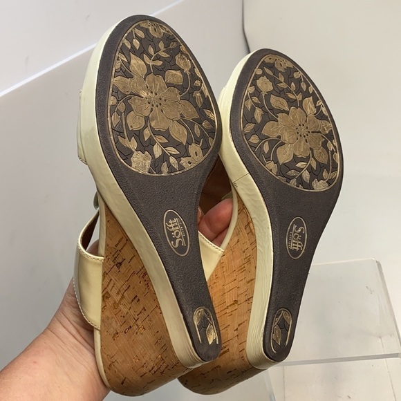 Sofft Sz 9 Patent Beige Leather Cork Wedge Sandals - Picture 7 of 10